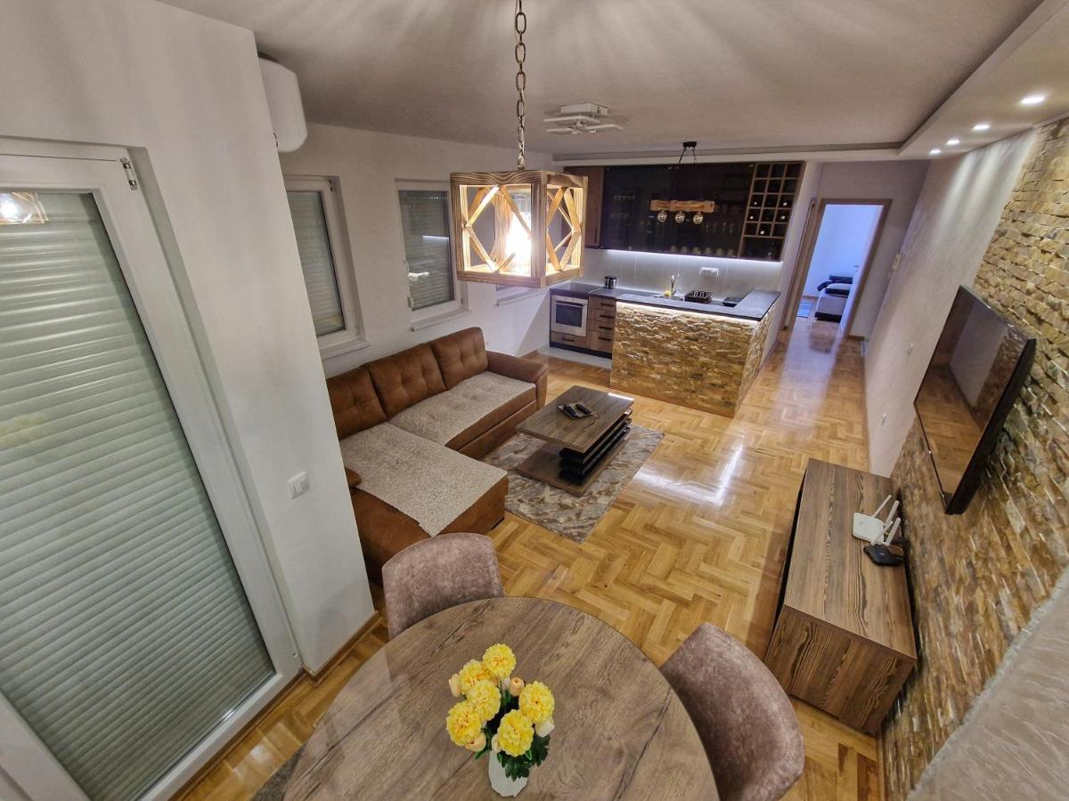 Apartman Dionis Užice エクステリア 写真