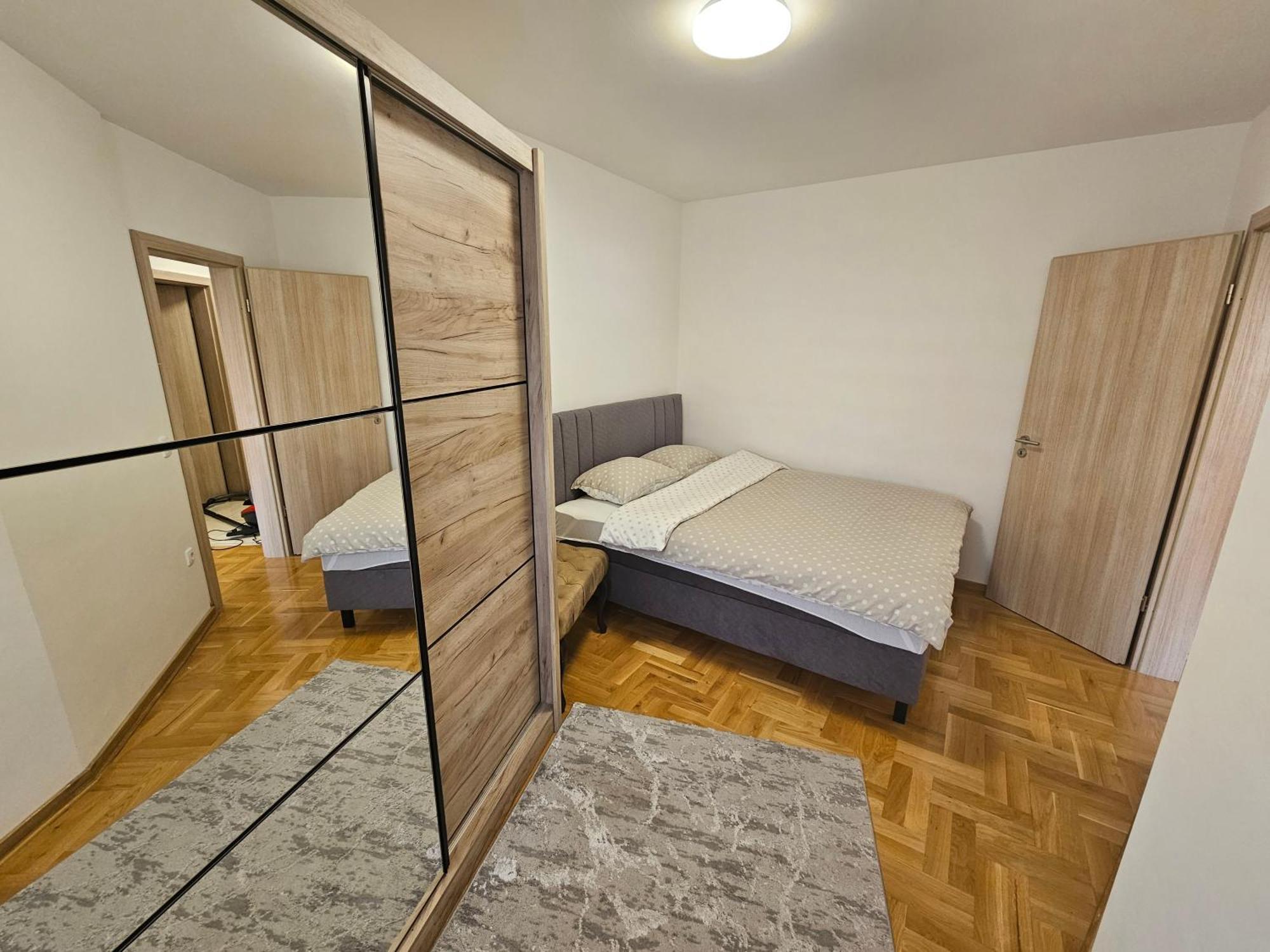 Apartman Dionis Užice エクステリア 写真